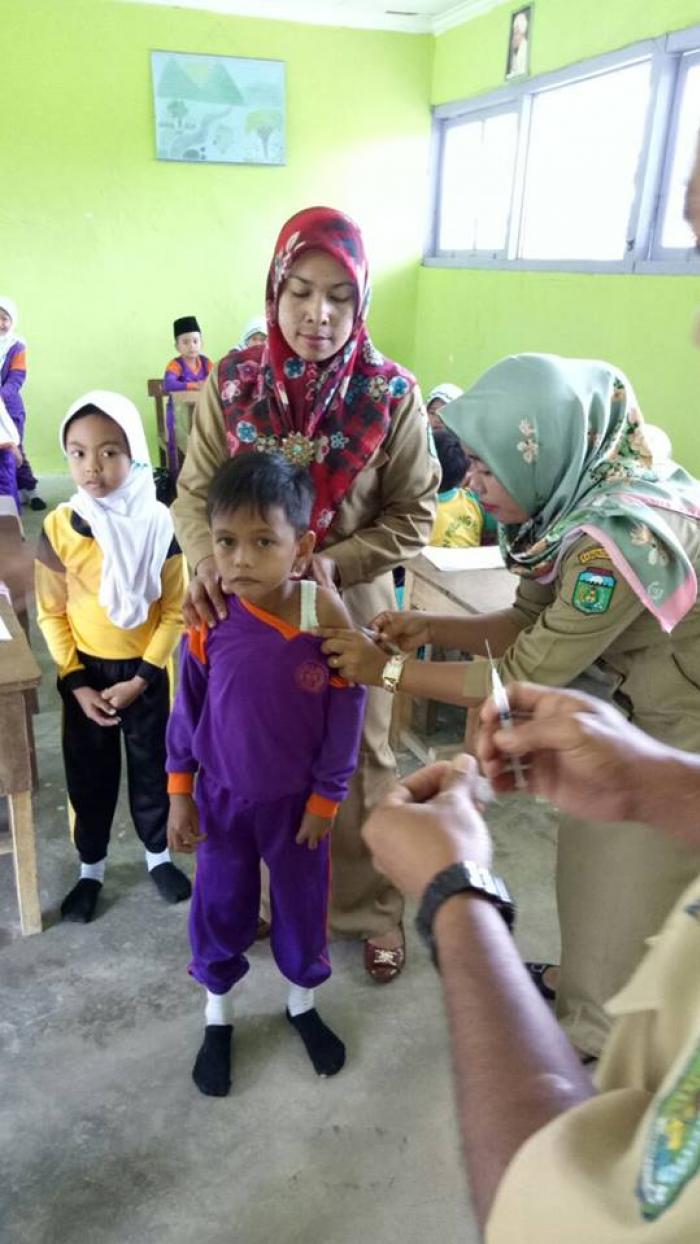 MIN Pulung Rejo Laksanakan Imunisasi Bias