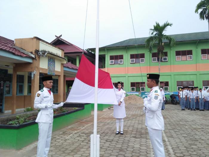MAN 1 Merangin Laksanakan Upacara Peringatan Kesaksian Pancasila
