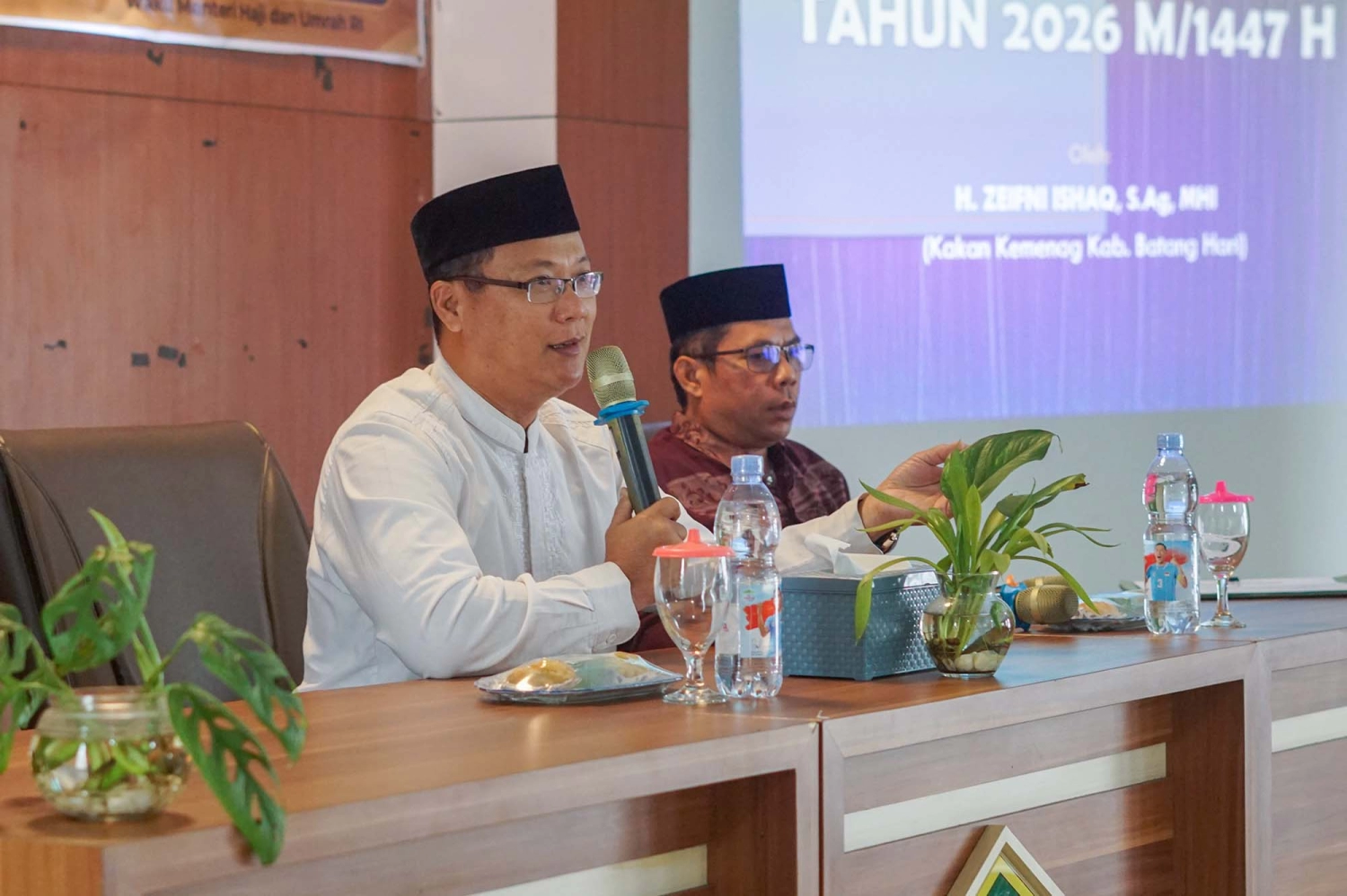 Kakan Kemenag Batang Hari Berikan Arahan untuk Jemaah Calon Haji Batang Hari