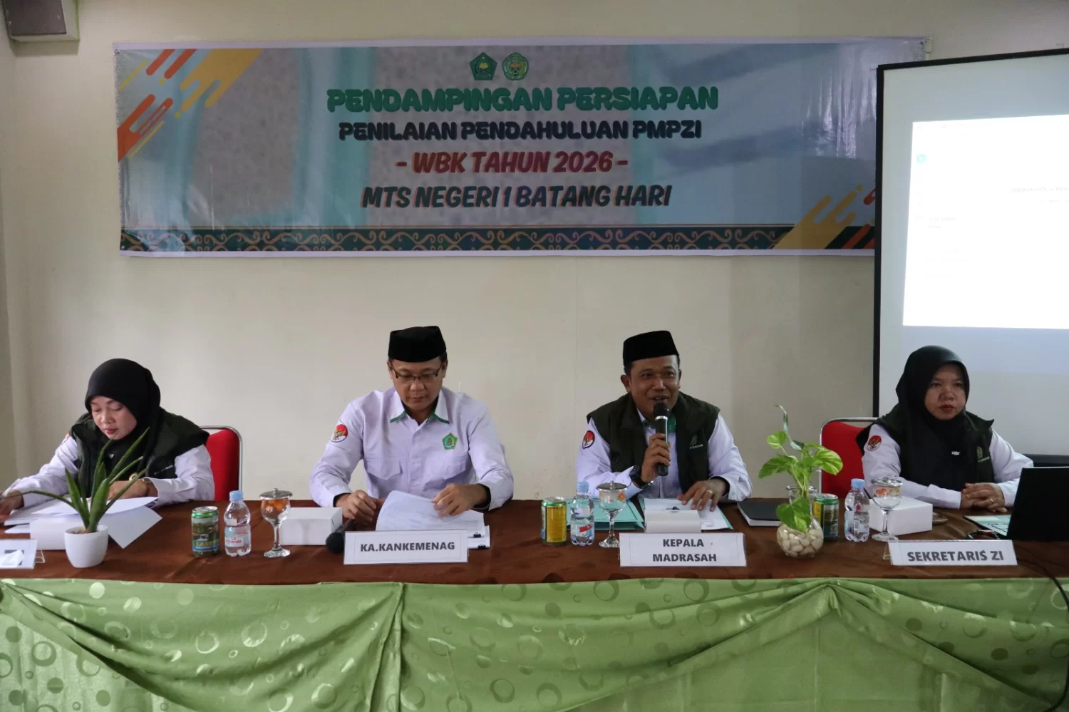 Kemenag Batang Hari Bimbing MTsN 1 Batang Hari, Siap Maju Menuju Predikat WBK