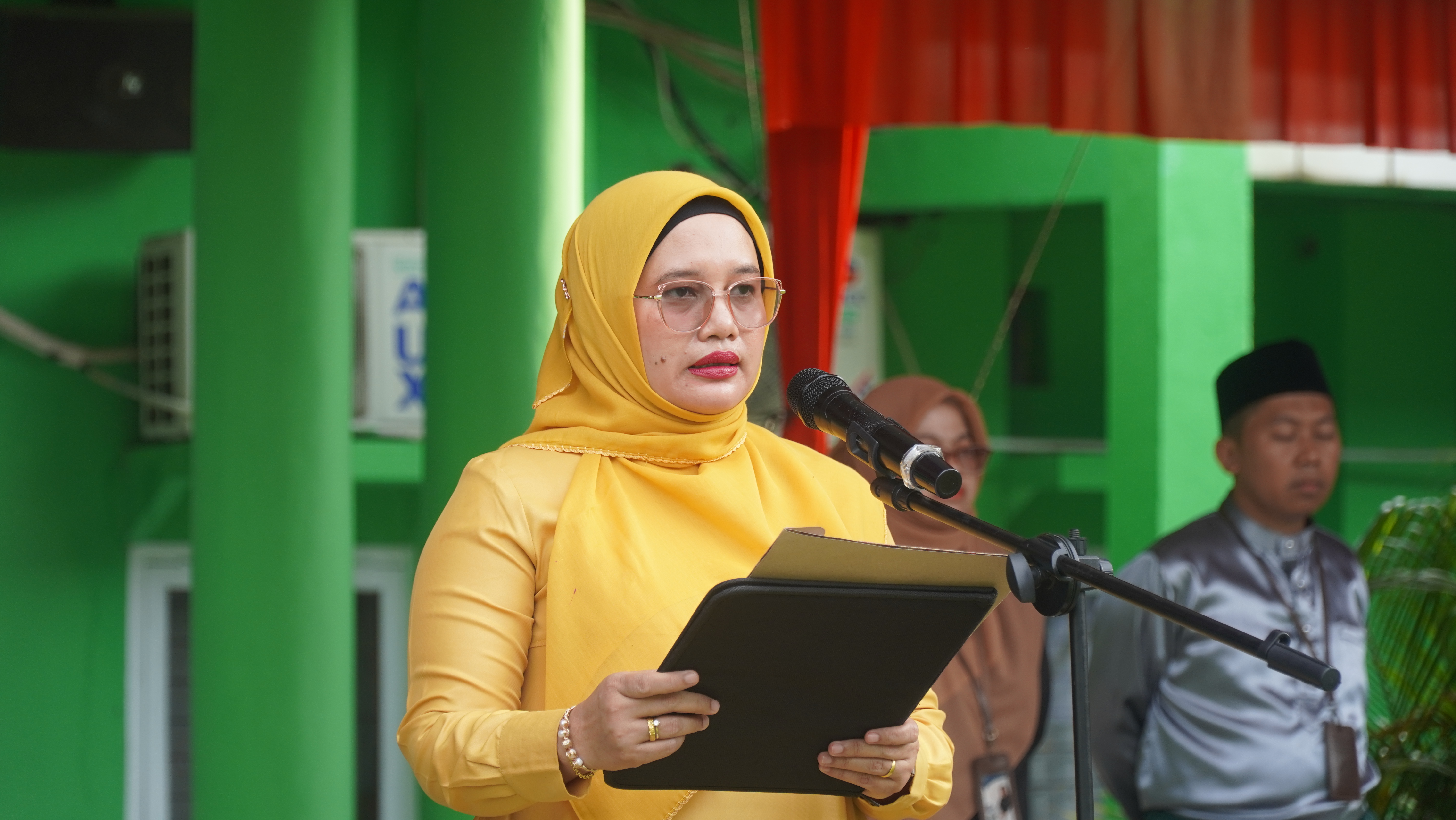 HUT Provinsi Jambi ke-69, MAN Insan Cendekia Jambi  Tanamkan Semangat Cinta Daerah