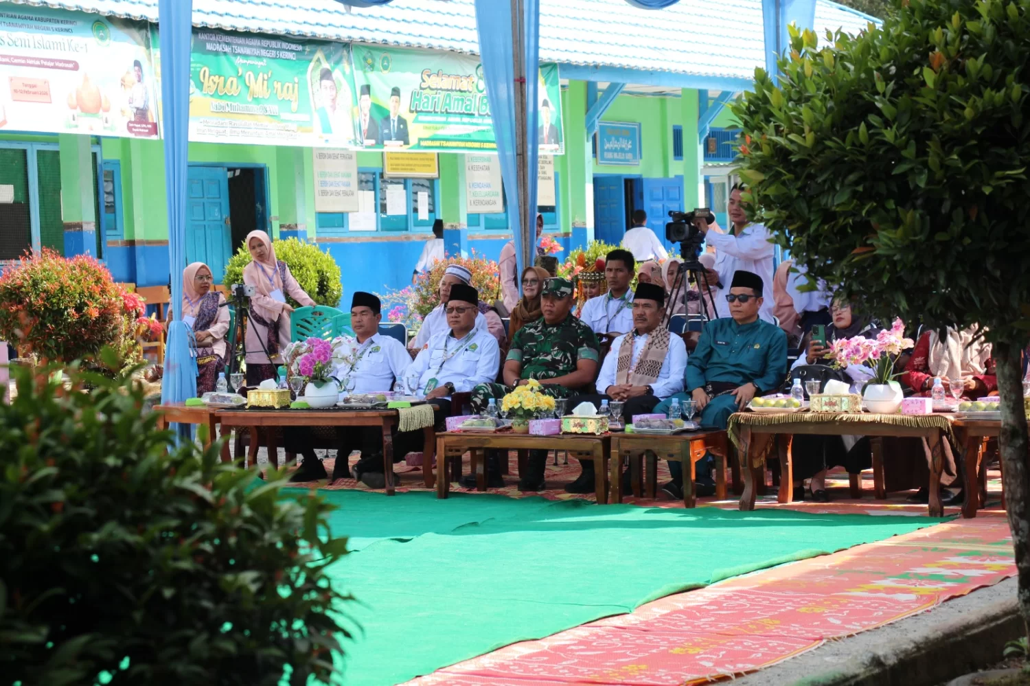 Kakankemenag Kerinci Resmi Buka Pentas Seni dan Expo Perdana MTsN 5 Kerinci, Tekankan Penguatan Karakter dan Branding Madrasah