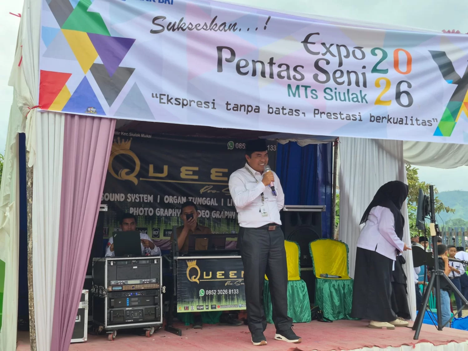 Kasi Penmad Wakili Kakankemenag Kerinci Buka Expo dan Pentas Seni MTs Siulak ke-11 Tahun 2026