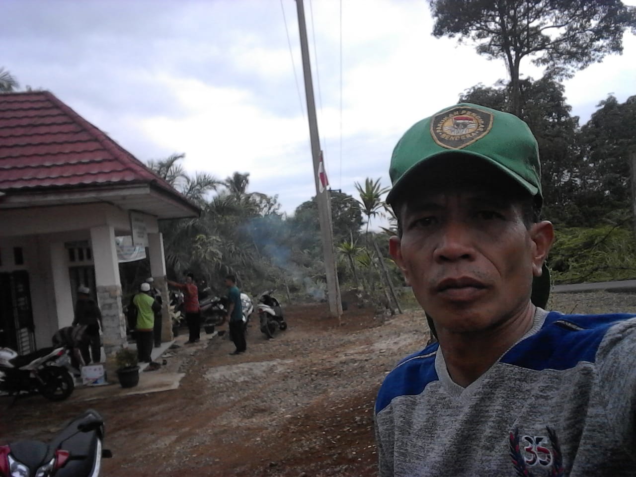 KUA Lembah Masurai Laksanakan Gotong Royong