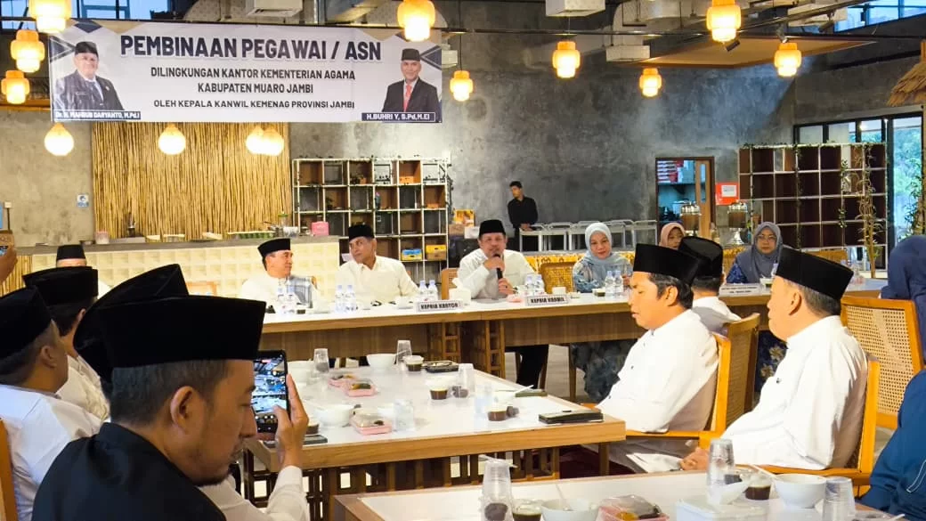 Pembinaan ASN Kemenag Muaro Jambi, Kakanwil Tegaskan Penguatan Program Prioritas dan Layanan Bedampak