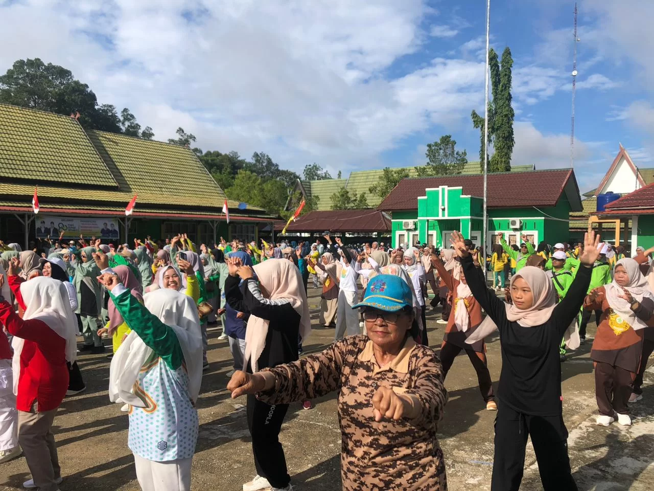 Senam Sehat Kerukunan "Membludak", Tutup HABSport 80 Kemenag Sarolangun