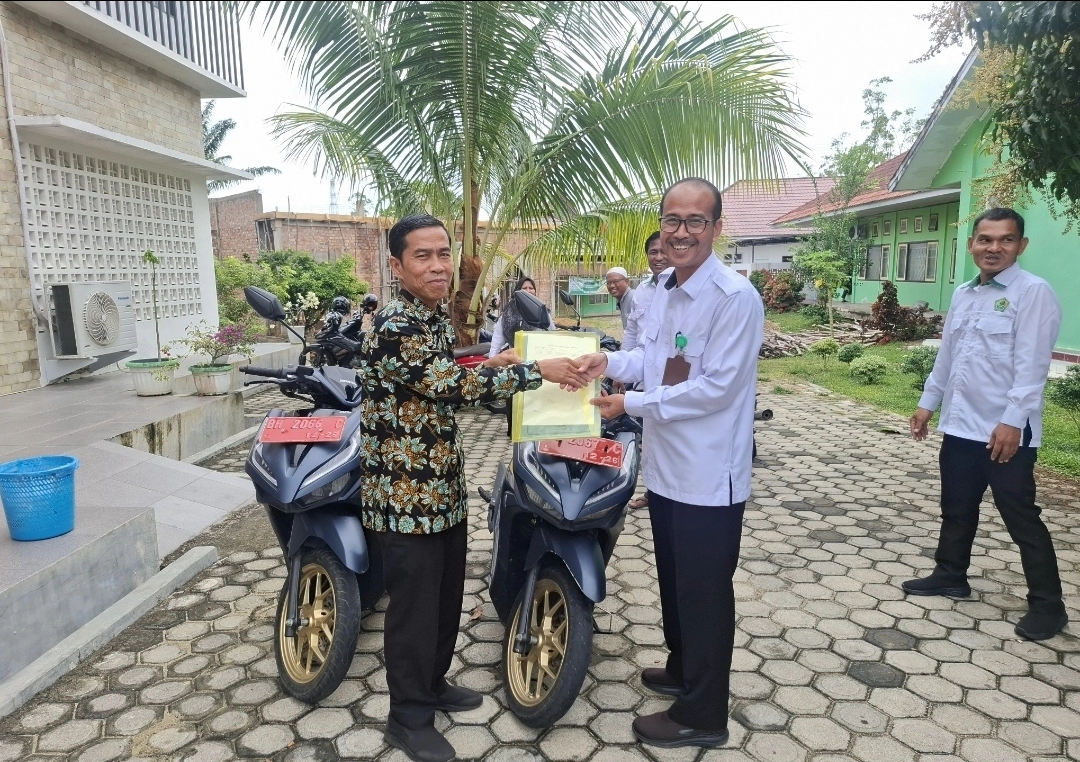 Kemenag Tebo dan Kantor Haji & Umrah Lakukan Penataan Aset Melalui Serah Terima Kendaraan Dinas