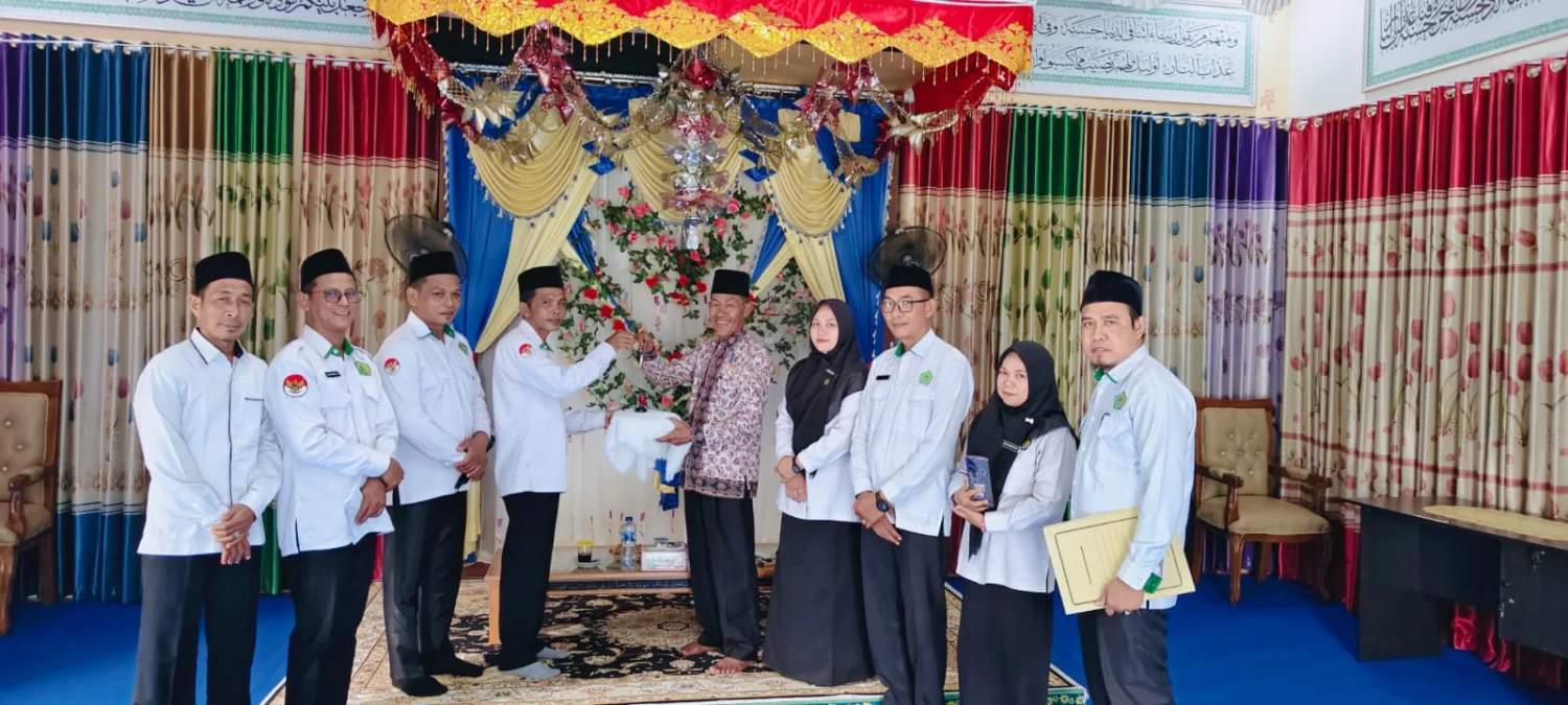 Pisah Sambut Kepala KUA Tebo Ulu, Drs. A. Mu’az Resmi Purna Tugas